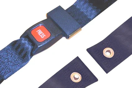 Blauer Rollstuhl-Sicherheitsgurt mit rotem DruckkNeinpfverschluss und Metallösen für sichere Befestigung
