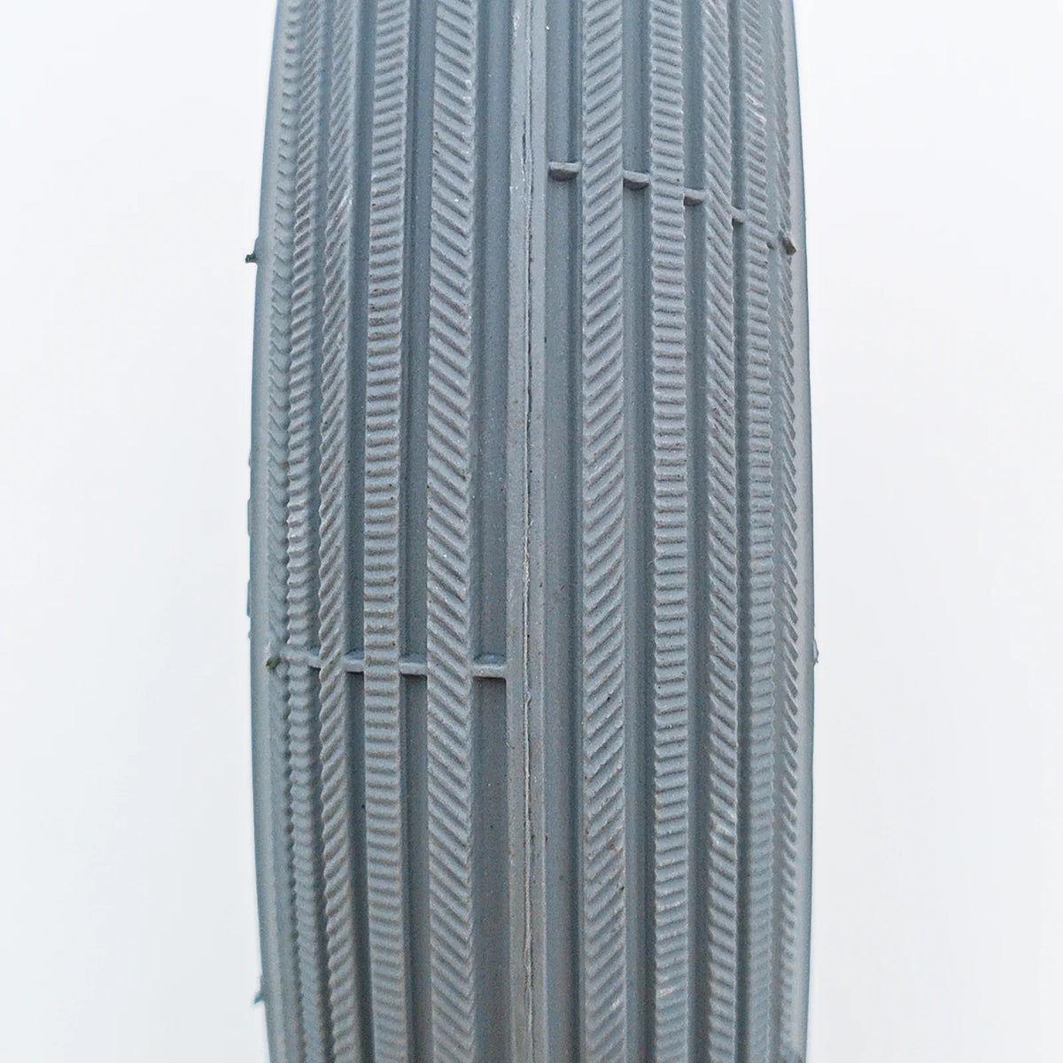 Gefüllter Rollstuhlreifen 7×1¾ (175×40 mm) | C-179 Linienprofil - Grau
