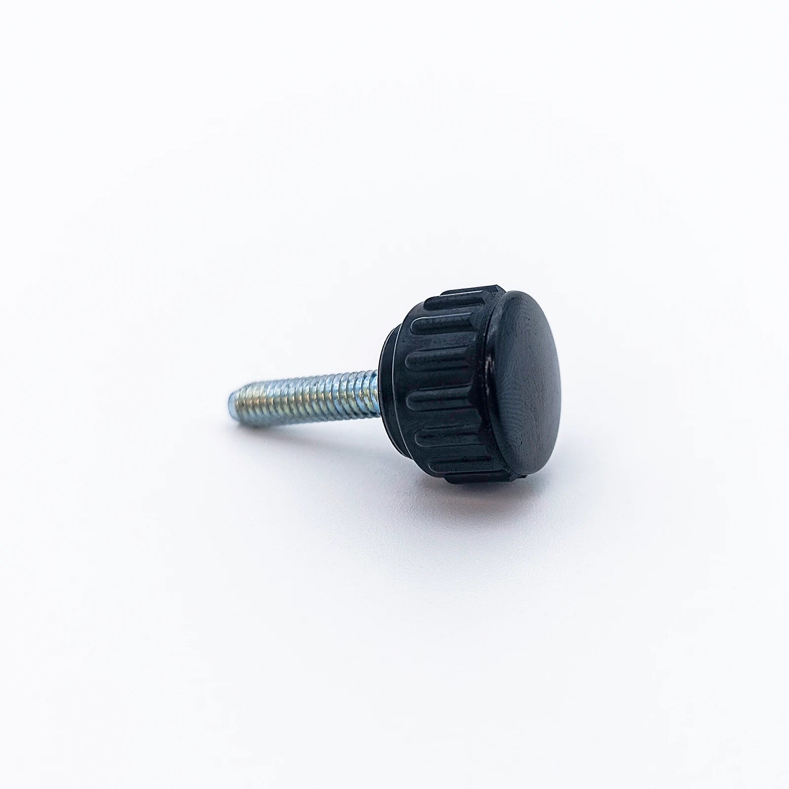 Knurled Bolt Ø15 mm with M4 × 16 mm Male Thread - Black