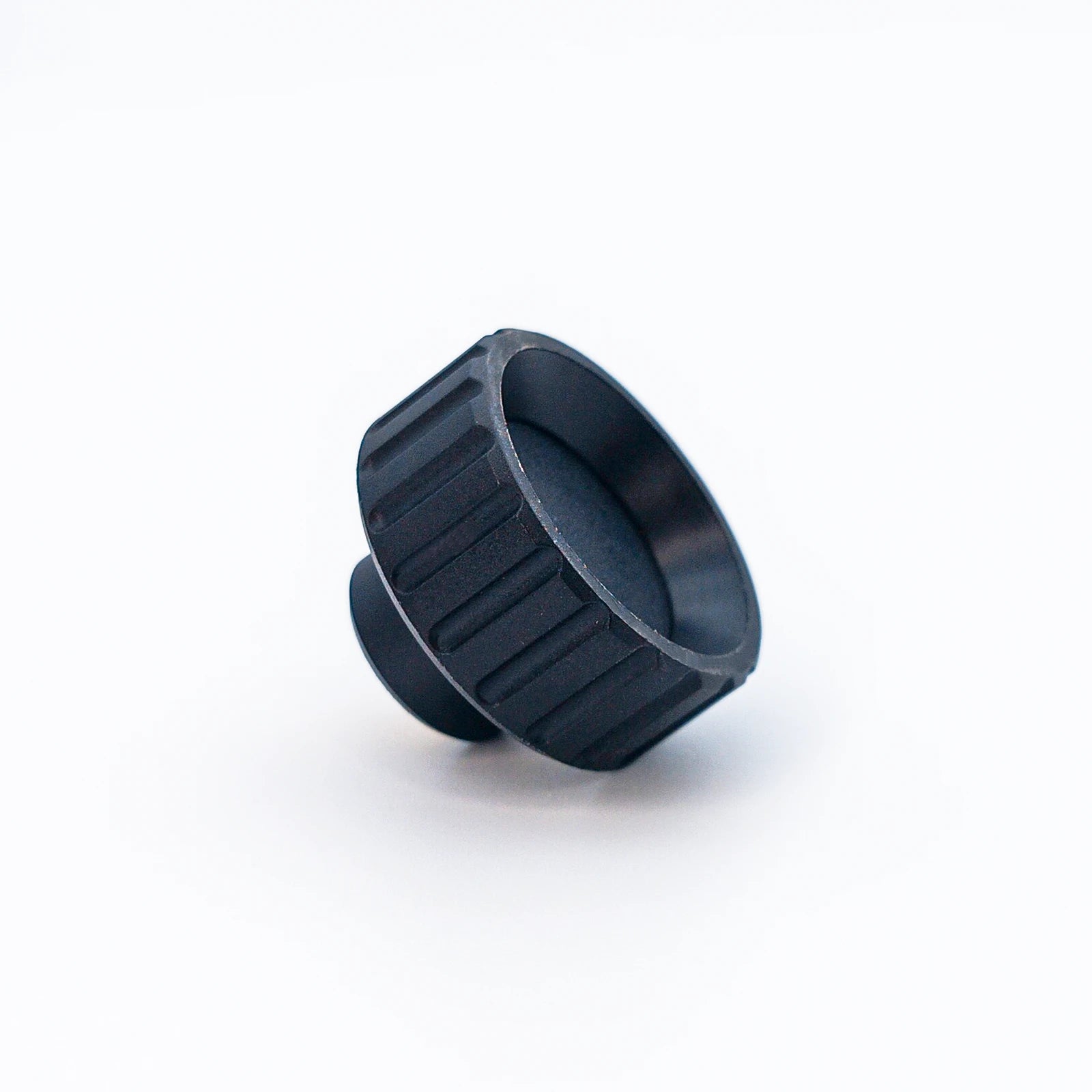 Knurled Knob Ø32 mm with M8 × 10 mm Female Thread - Black