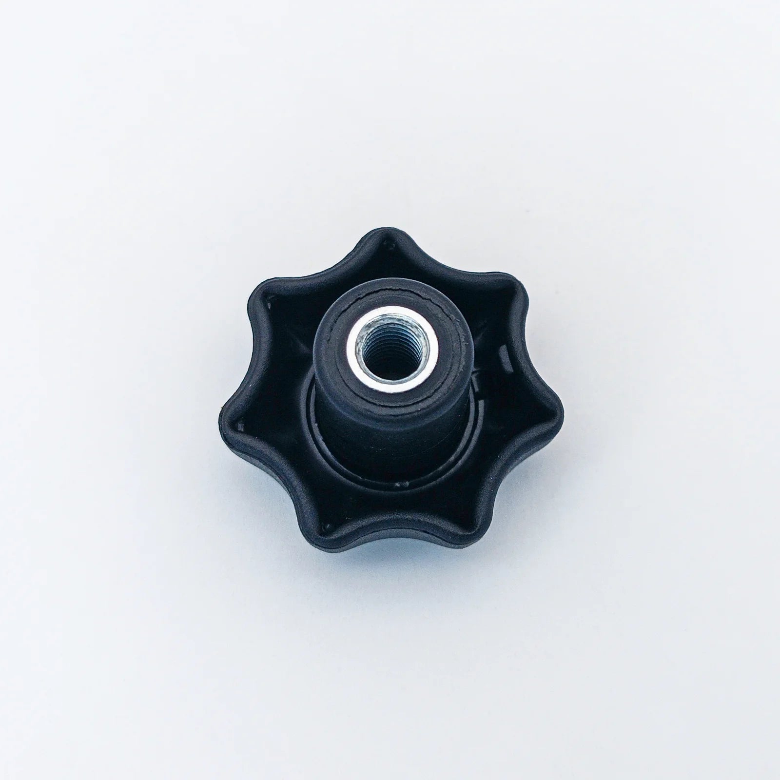 Star Knob Ø32 mm with M6 × 9.5/12 mm Female Thread - Black